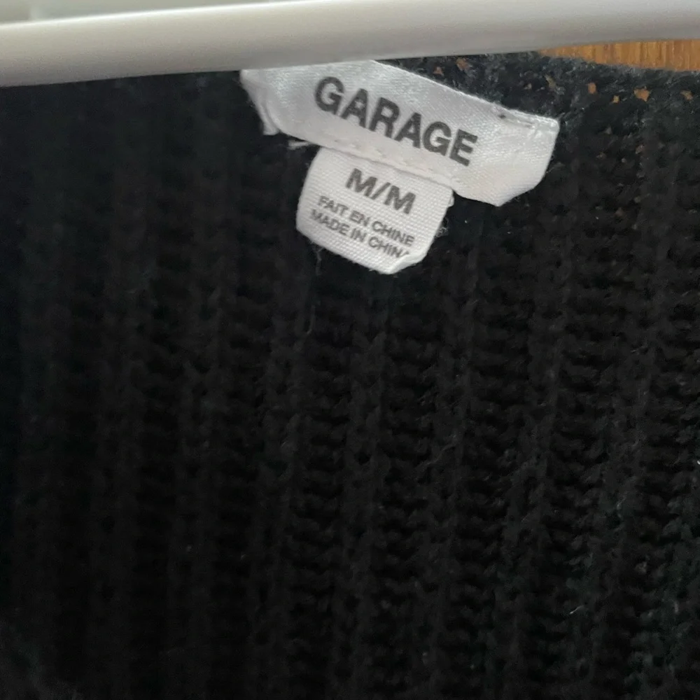 🔥3 for $15🔥
Garage twist crop knit sweater - Picture 2 of 2